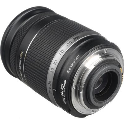 Canon EF-S 18-200mm F3.5-5.6 IS