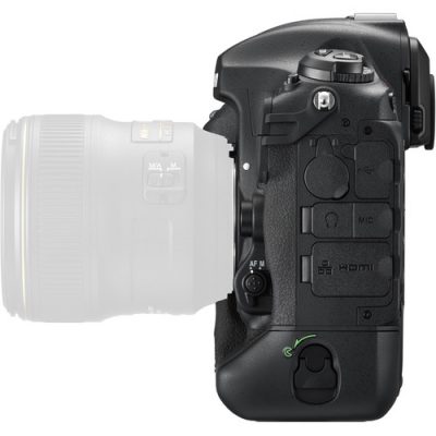 Nikon D5 (Body Only, Dual XQD Slots)