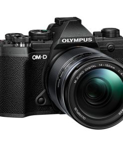 Olympus E-M5 Mark III with 14-150mm Lens