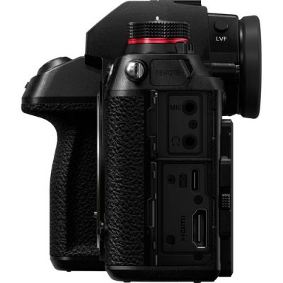 Panasonic DC-S1